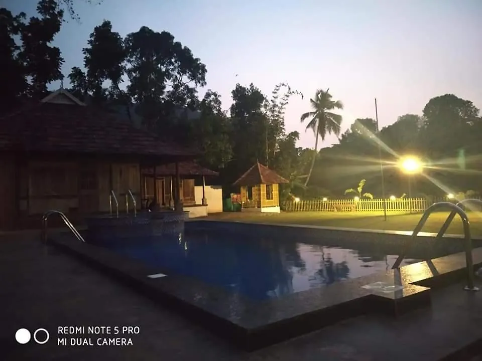 Sparrow Vale Resort Kotamangalam 0*,  India
