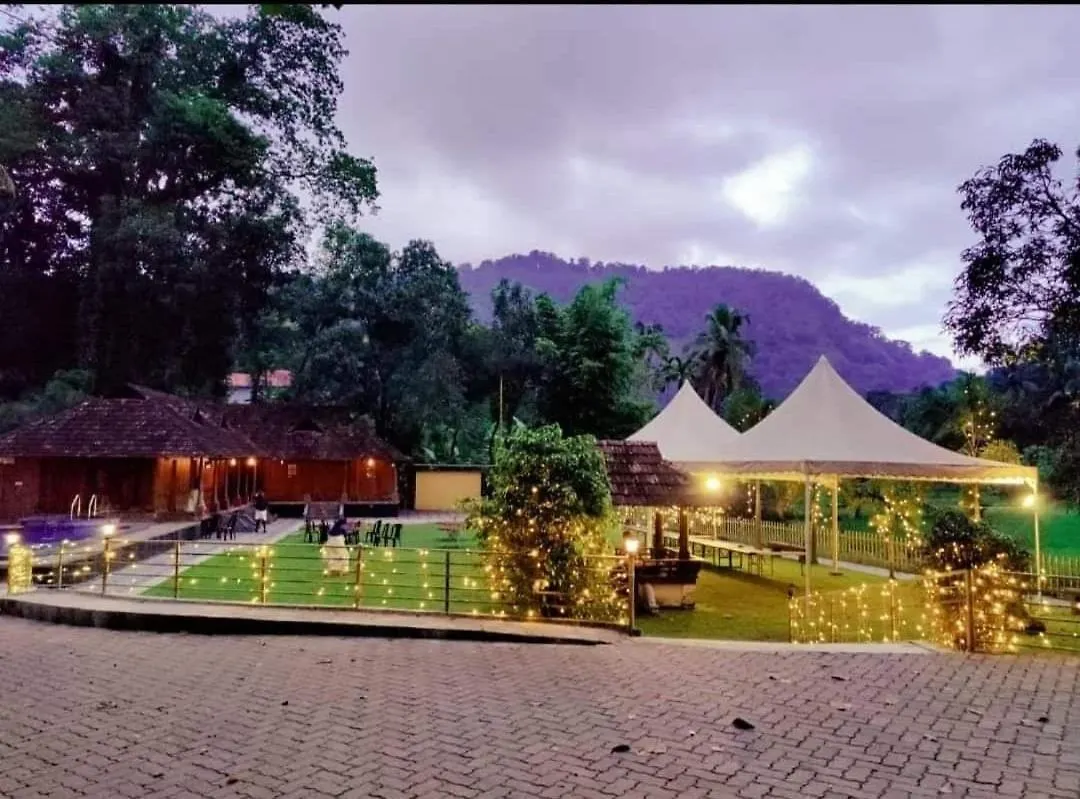 Sparrow Vale Resort Kotamangalam